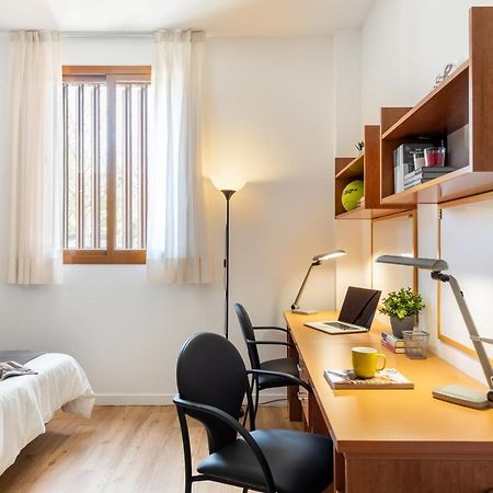 Micampus Bormujos Student Residence Eksteriør billede